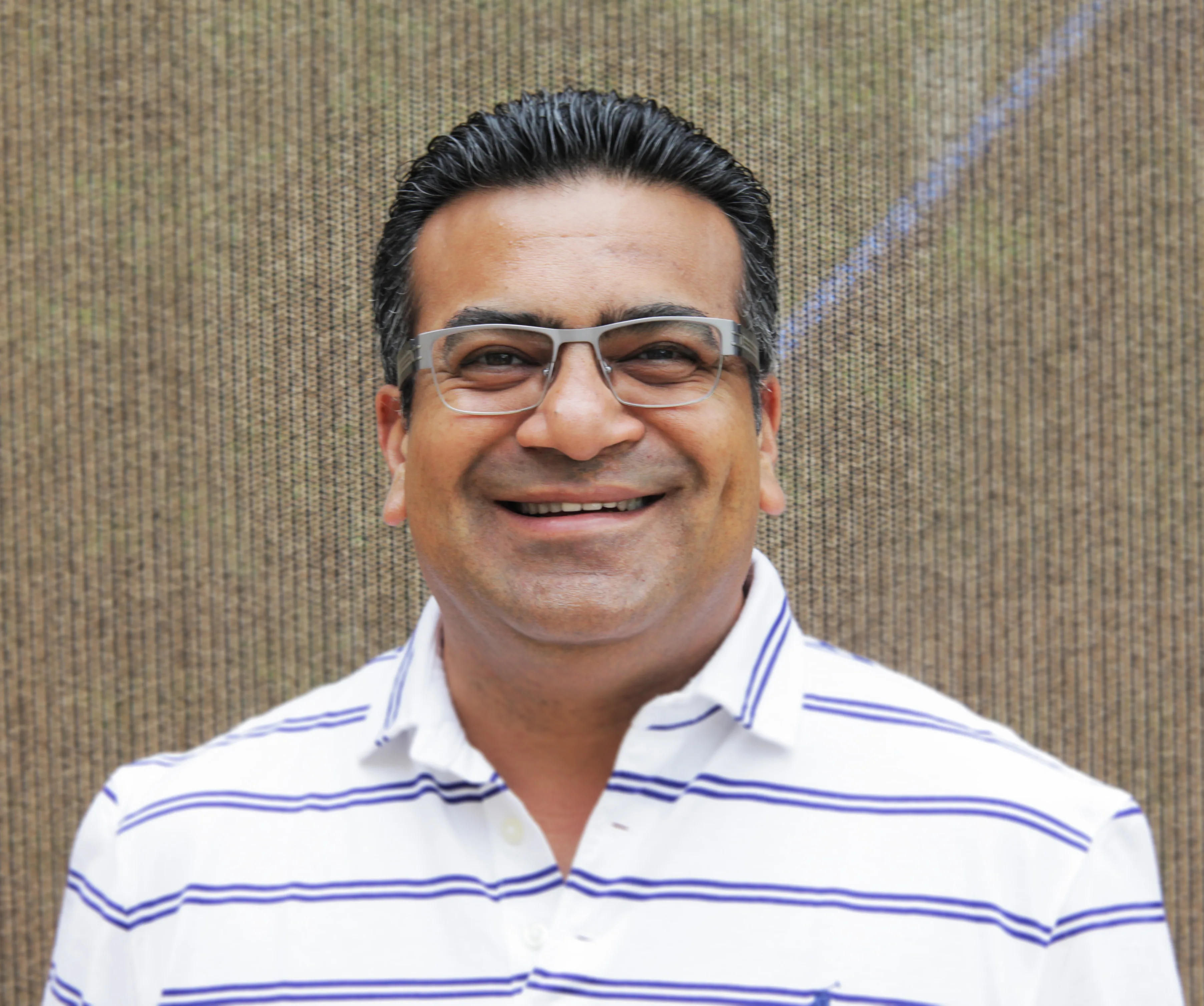Vik Khanna